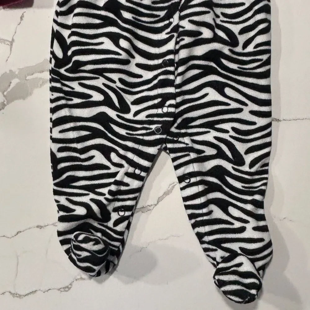 Carter's | Infant Baby Girls Footed Fleece Zebra Print Sleeper Pajamas Footie 6M